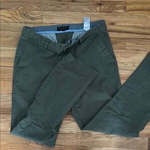 Banana Republic Men's Aiden Chino